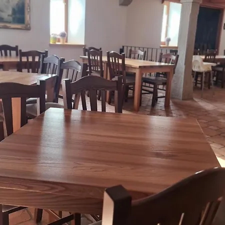 Πανσιόν Brne Postojna